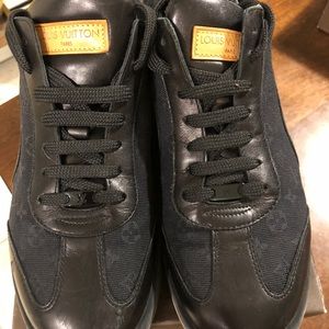 Louis Vuitton Mini Mono Noir Sneaker